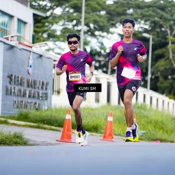 Runner Photo 9105512