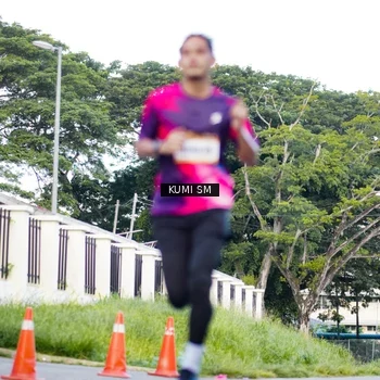 Runner Photo 9105723