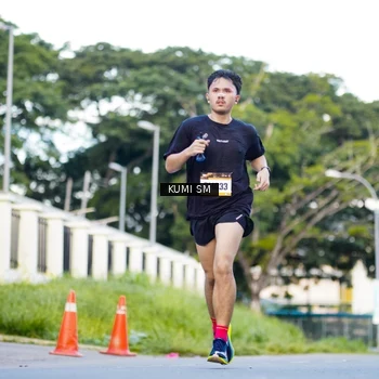 Runner Photo 9105752