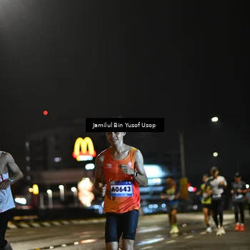 Runner Photo 9105755