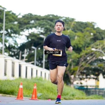 Runner Photo 9105778