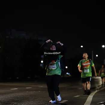Runner Photo 9106875