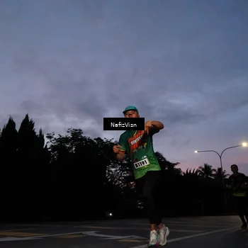 Runner Photo 9107163