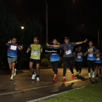 Runner Photo 9107335
