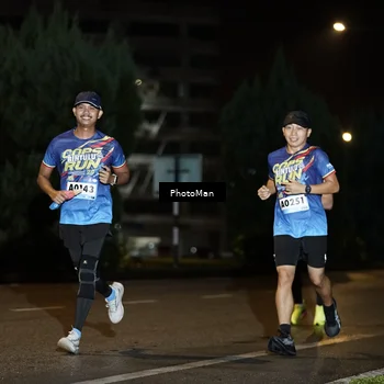 Runner Photo 9107498
