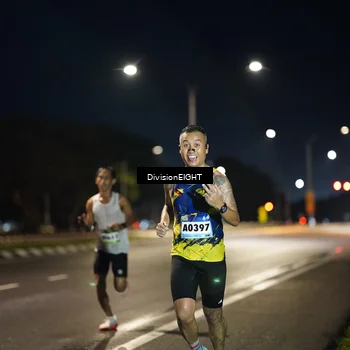 Runner Photo 9108724