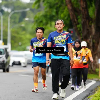 Runner Photo 9108805