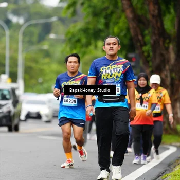Runner Photo 9108808