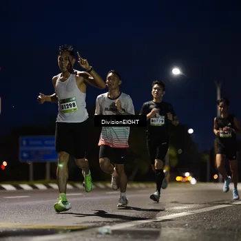 Runner Photo 9109545
