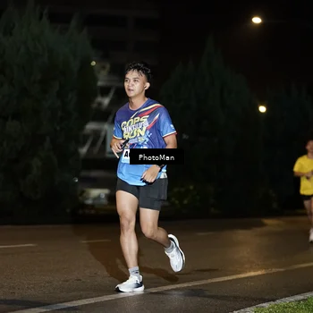 Runner Photo 9109684