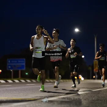 Runner Photo 9109861
