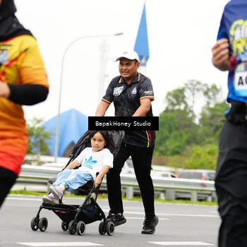 Runner Photo 9109956