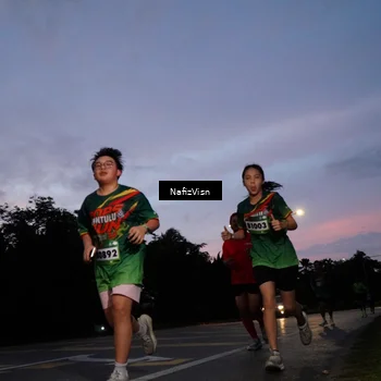 Runner Photo 9110064