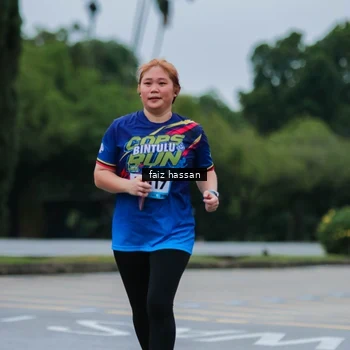 Runner Photo 9110320