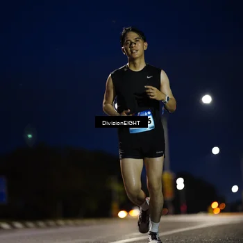 Runner Photo 9110547