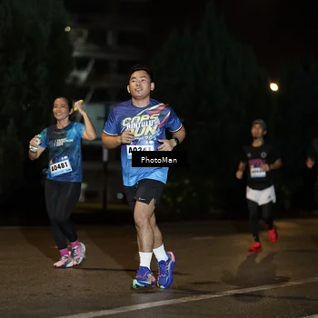 Runner Photo 9110703