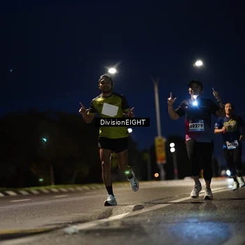 Runner Photo 9110904