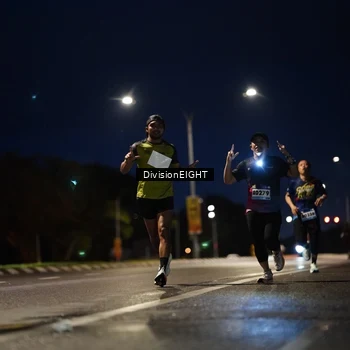 Runner Photo 9111008