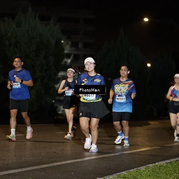Runner Photo 9111078