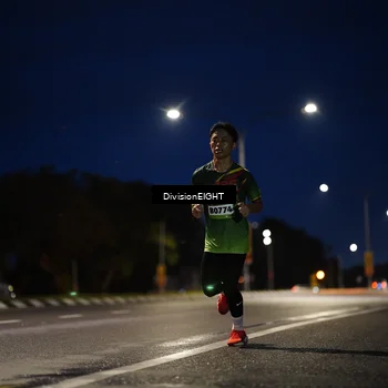 Runner Photo 9112110
