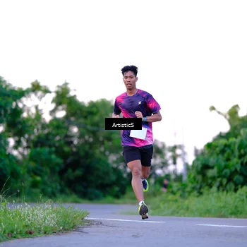 Runner Photo 9112446