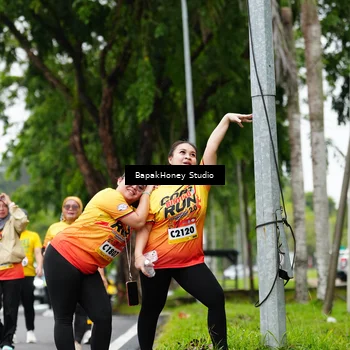 Runner Photo 9112602