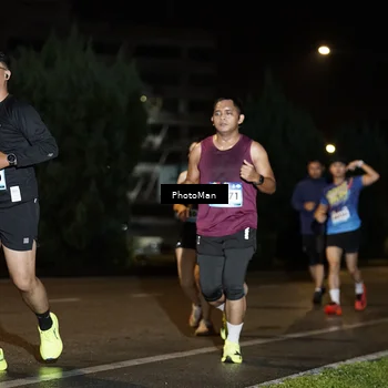 Runner Photo 9112914