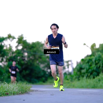 Runner Photo 9113012