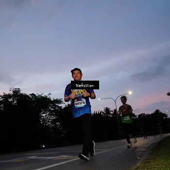 Runner Photo 9113068
