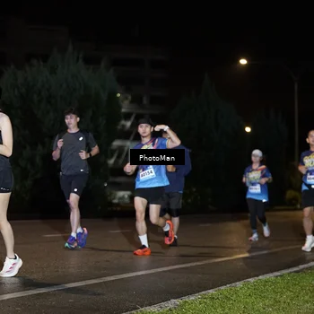 Runner Photo 9113072