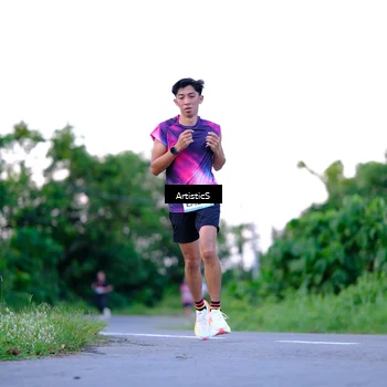 Runner Photo 9113357