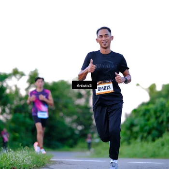 Runner Photo 9113682