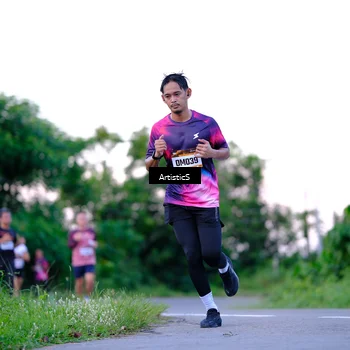 Runner Photo 9113882