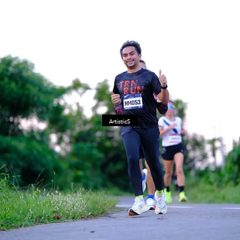 Runner Photo 9113993