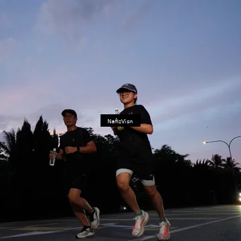 Runner Photo 9114153