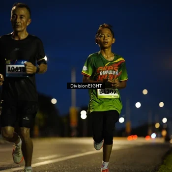 Runner Photo 9114432
