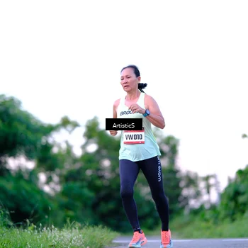 Runner Photo 9114995