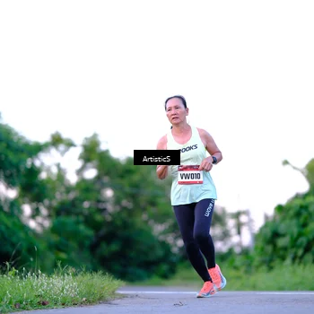 Runner Photo 9115029