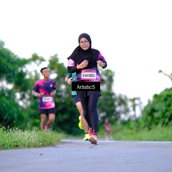 Runner Photo 9116073