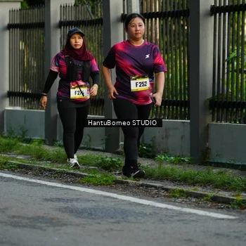 Runner Photo 9116423