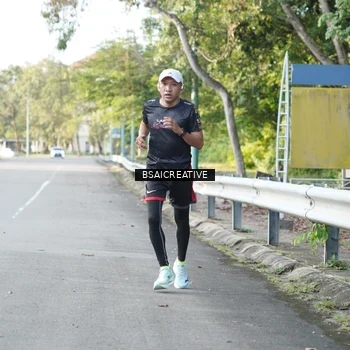 Runner Photo 9116428