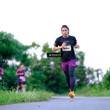 Runner Photo 9116528