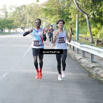 Runner Photo 9116548