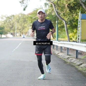 Runner Photo 9116550