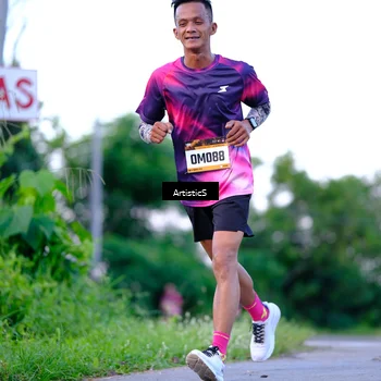 Runner Photo 9116590