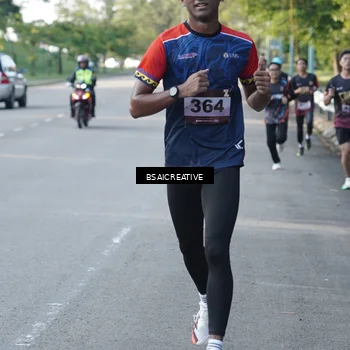 Runner Photo 9116744