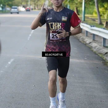 Runner Photo 9116958