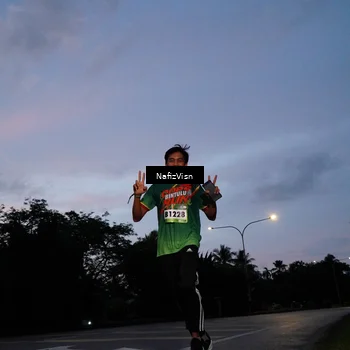 Runner Photo 9117121