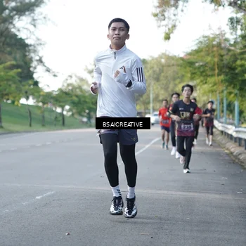 Runner Photo 9117201