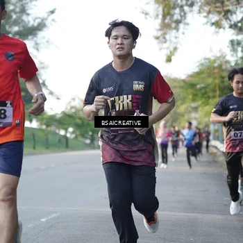 Runner Photo 9117257